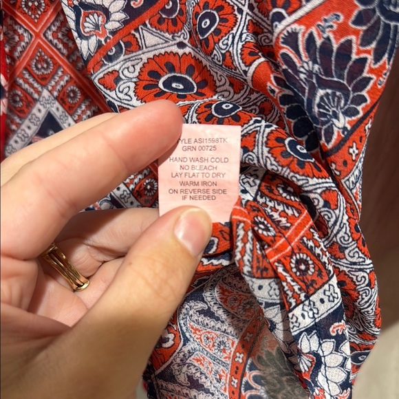 Olive Hill Sheer Patterned Blouse with Vneck & Lace Design - Picture 4 of 7